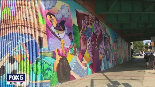 'Video thumbnail for Murals beneath the BQE'