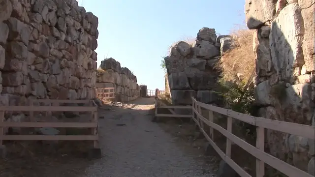 'Video thumbnail for Explore the Mycenaean style archaeological wonder in Greece'