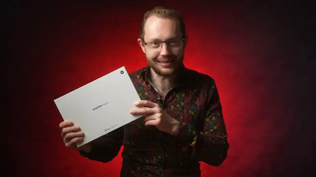 'Video thumbnail for Xiaomi Pad 6 Unboxing with Keyboard & Pen'