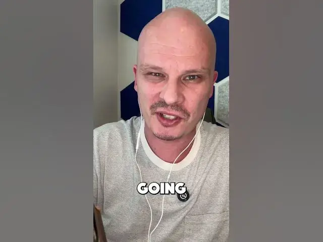 'Video thumbnail for Will cards fall out of the proof wallet? #minimalistwallet #menswallet #wallet'