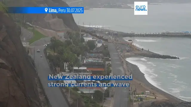'Video thumbnail for Chile and New Zealand maintain tsunami warnings as threat subsides in most places'