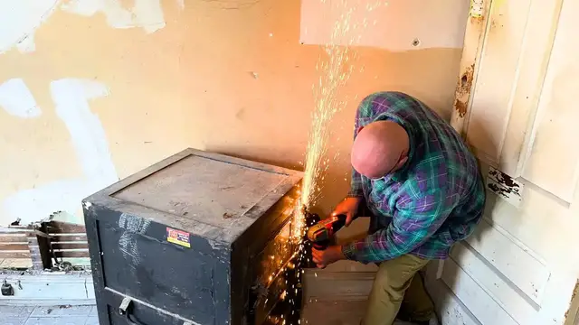 'Video thumbnail for Investment Joy: vintage safe revealed! secrets uncovered in abandoned house'