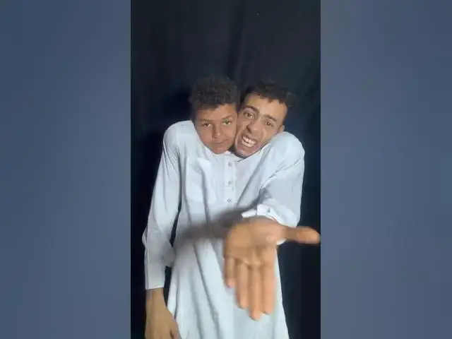 'Video thumbnail for يلا ياخويا نصور فيديو😂😂❤️ #اتنين_في_واحد'