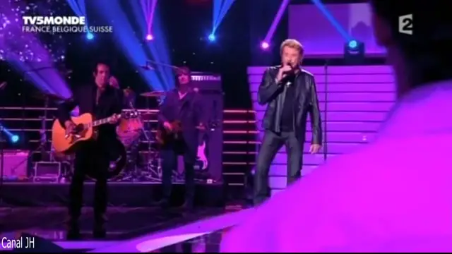 'Video thumbnail for Johnny Hallyday - Un jour l'amour te trouvera - 2013'