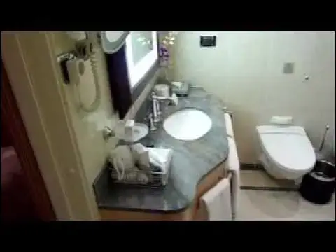 'Video thumbnail for Cunard Queen Mary QM2 Q4 Penthouse Suite'