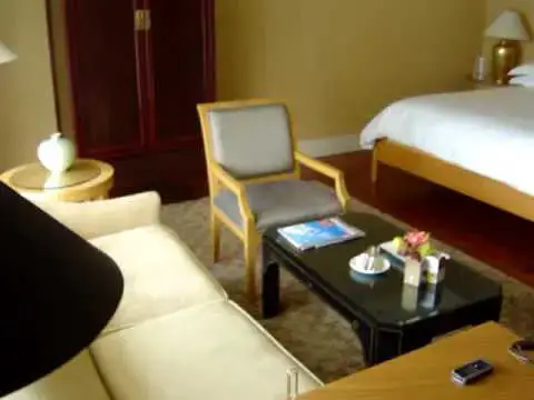 'Video thumbnail for Ritz Carlton Millenia Singapore Hotel Room 1003 Video'