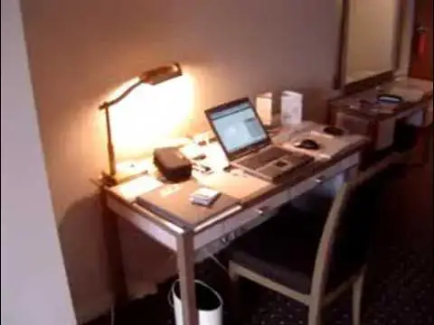 'Video thumbnail for Grand Palace Hotel, Tokyo, Japan Room 1716'
