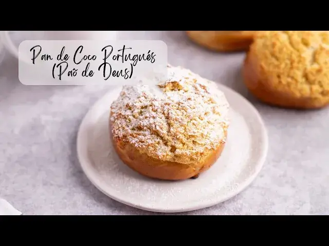 'Video thumbnail for Pão de Deus (Pan de Coco Portugués)'