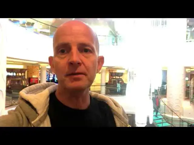 'Video thumbnail for 60 Second Cruise Tips: Importance of using a Cruise Agent (007)'