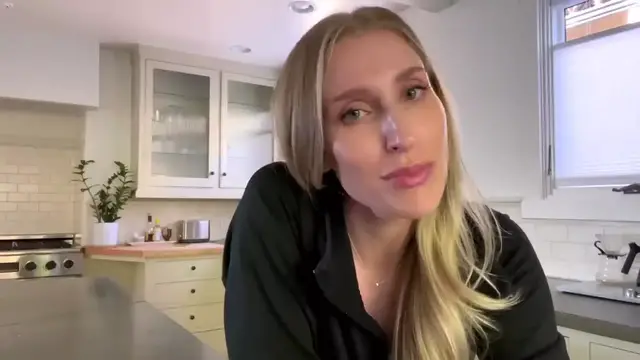'Video thumbnail for What I Eat in a Day as a Breastfeeding Working Mom & Dermatologist ¦ Dr. Sam Ellis (720p 30fps)'