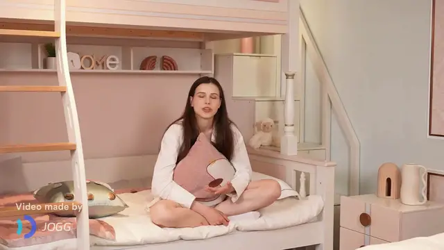 'Video thumbnail for 5G: The Future of Fast, Connected Living'