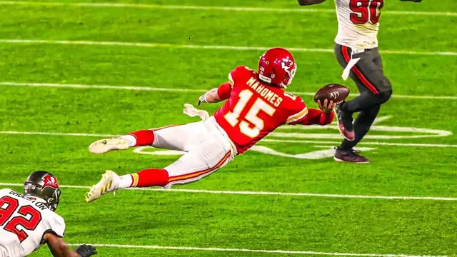 'Video thumbnail for VIRAL NFL Moments'