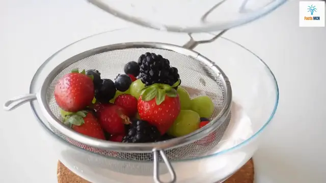 'Video thumbnail for Quick Berry Dessert Recipe: Easy and Yummy!'