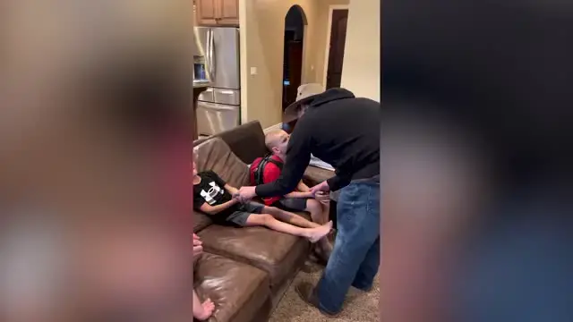 'Video thumbnail for Boy With Cancer Surprised By Return Of Big Brother | Happily TV'