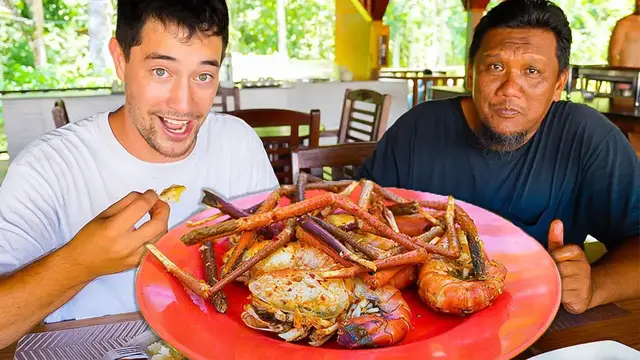 'Video thumbnail for CRAZY Malaysian Seafood Catch & Cook!! BIGGEST Prawns + Jungle Food in Borneo!!'