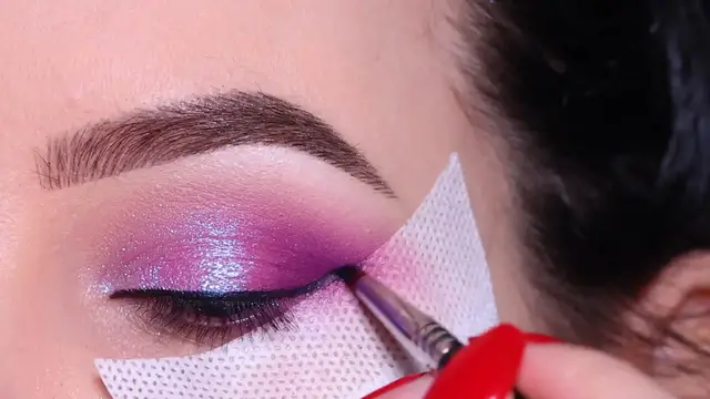 'Video thumbnail for Step-By-Step Purple Glam Smokey Eyeliner Tutorial'