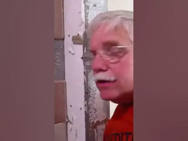 'Video thumbnail for Smash Wall Tile'