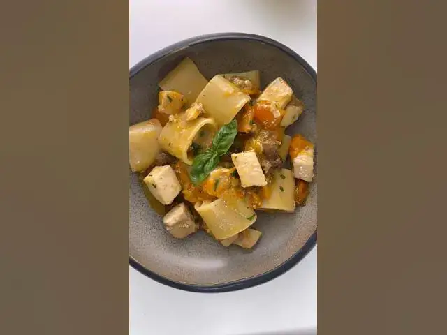 'Video thumbnail for MEZZO PACCHERO ALLO SPADA ๐#cuisineitalienne #pasta #cooking #pescespada'