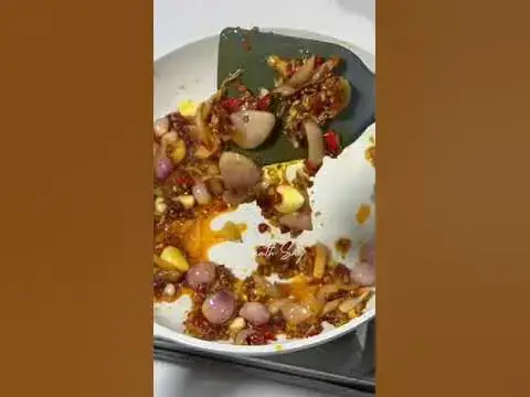 'Video thumbnail for 7 សាកធ្វើមួយមុខនេះញាំទៅដឹងតែឆ្ងាញ់ រស់ជាតិបែបដិតញាំជក់មាត់😋👍ព្រោះថាពេលធ្វើហើយនឹង10នាទីអោយគត់😩😩🤣'