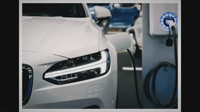 'Video thumbnail for Électrique ou hybride : ce qui me convient le mieux'
