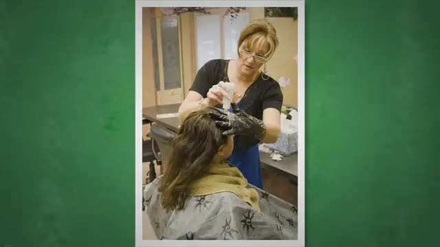 'Video thumbnail for How Much Do You Tip For A $100 Hair Color? (September 2023)'