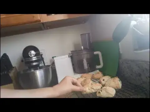 'Video thumbnail for How to Make Scones in a Braun Food Processor'