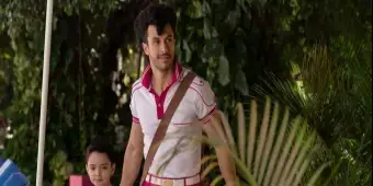 'Video thumbnail for Video: Watch Sneak Peek from New Episode of ACAPULCO'