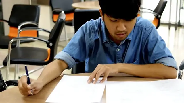 'Video thumbnail for How to Animate Student Writing Assignments'
