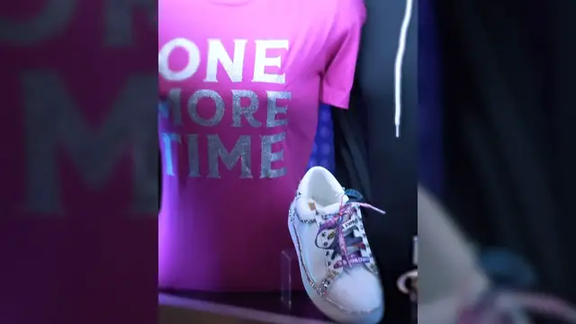 'Video thumbnail for Video: Stars Hit the Red Carpet for Opening Night of ONCE UPON A ONE MORE TIME'
