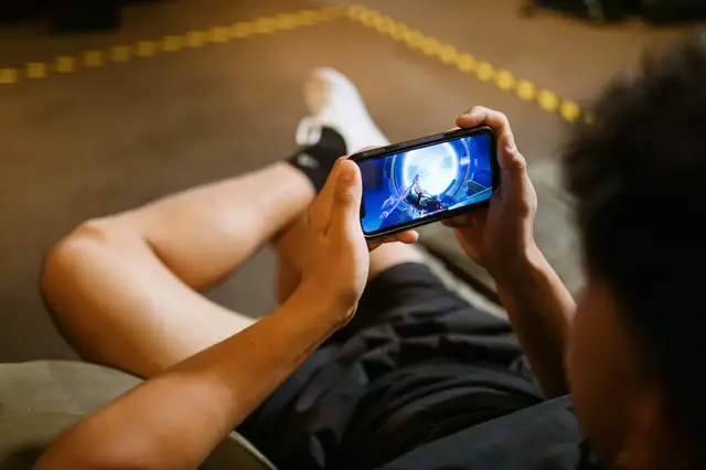 'Video thumbnail for 10 Best Free Games for Mobile Smartphones'
