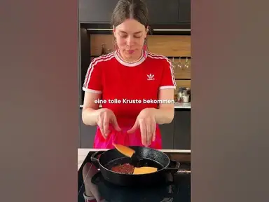 'Video thumbnail for Food-Trend: So machst du den BESTEN Smash Burger #shorts'