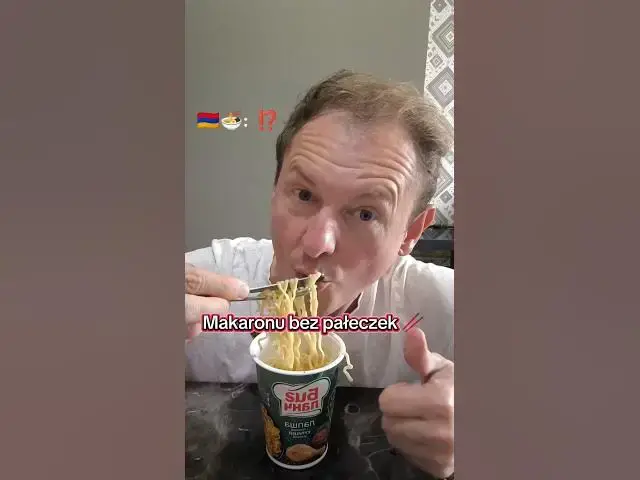 'Video thumbnail for 🍜 Testuję armeńskie zupki instant i improwizuję pałeczki! 🇦🇲✨'