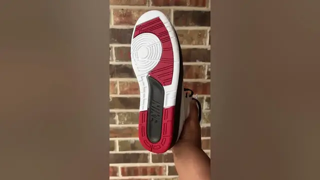 'Video thumbnail for Air Jordan 2 “Chicago” #AirJordan2 #Sneakers #Streetwear'