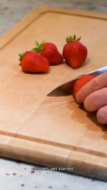'Video thumbnail for Strawberry daiquiri recipe'