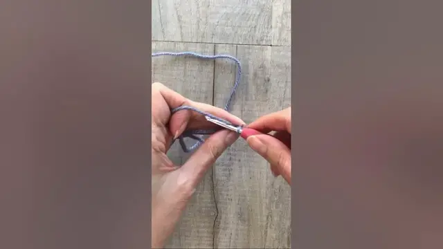 'Video thumbnail for How to Crochet a Chain'
