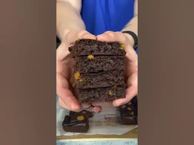 'Video thumbnail for High Protein Biscoff Brownies 😳 | Myprotein #shorts'