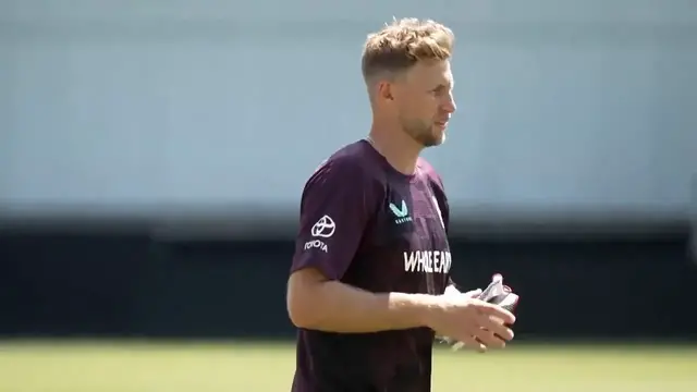 'Video thumbnail for FILE: Root overtakes Ponting to go 2nd in all-time Test run-scoring list'