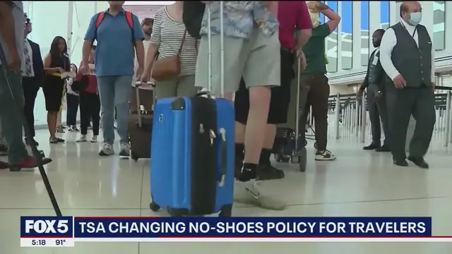 'Video thumbnail for TSA to end no-shoe policy at U.S. airports'