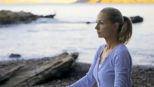 'Video thumbnail for Stretching - Upper body stretch'