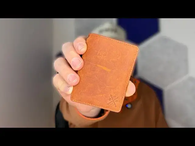 'Video thumbnail for The Double Oak CLOUD Wallet is the BEST Leather Minimalist Bifold WALLET! (A Review)'