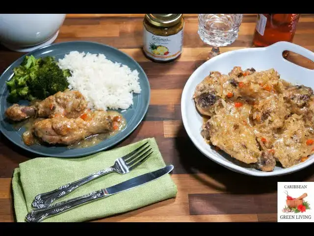 'Video thumbnail for Chicken in Pineapple Sauce'