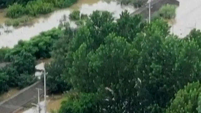 'Video thumbnail for China: Deadly floods hit the north of the country'