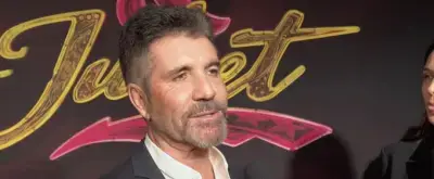 'Video thumbnail for Video: Stars Walk the Red Carpet on Opening Night of & JULIET'