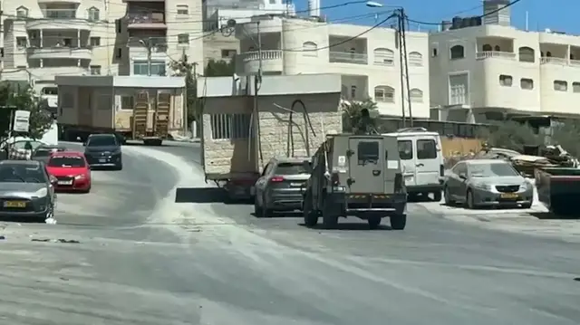 'Video thumbnail for Israel installs mobile housing units in Palestinian-controlled Hebron'