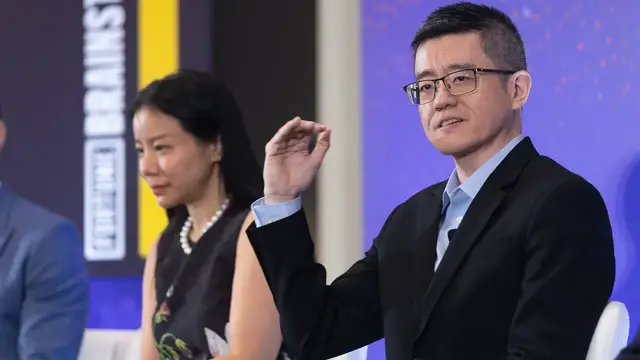 'Video thumbnail for Spotting the Next $1Billion Opportunity'