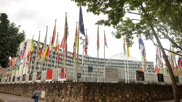 'Video thumbnail for US leaves UNESCO - again'