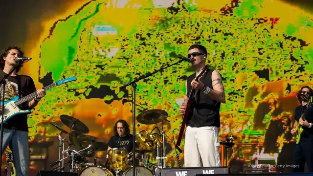 'Video thumbnail for ‘F--- Spotify': Artists pull music over CEO's AI war tech ties'