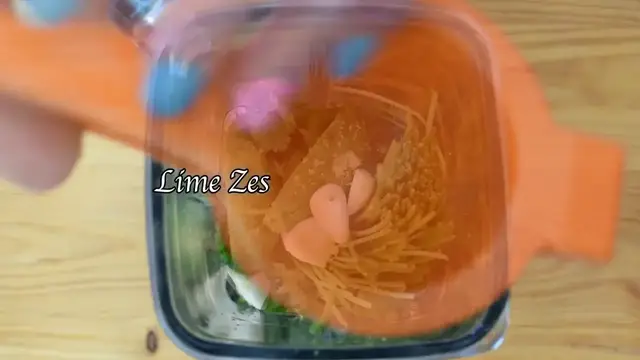 'Video thumbnail for Chilli Chicken with Coriander Veg Noodles'