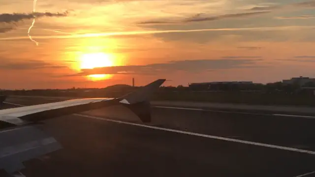 'Video thumbnail for Trip Report: British Airways A319, Hamburg-London Heathrow'