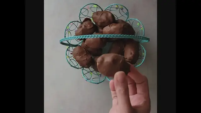'Video thumbnail for Homemade peanut butter eggs'